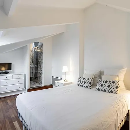 Renovated Duplex - Croisette Golden Square Apartment *